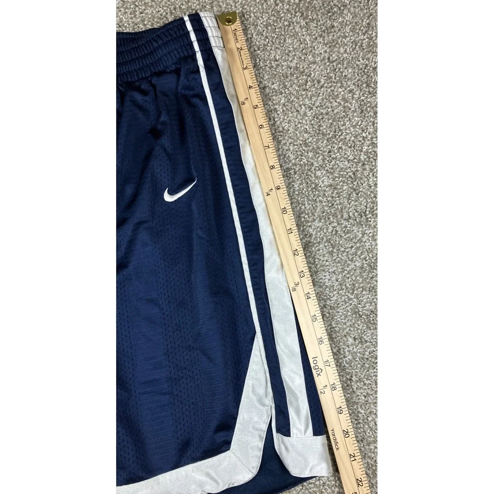 Nike Vintage Gray Tag 9